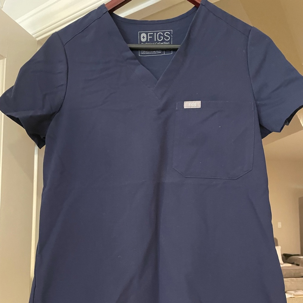 Figs Scrub Top Navy